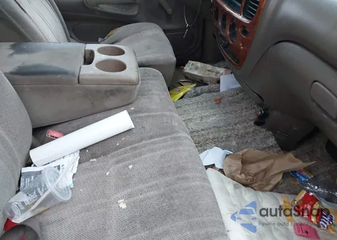 2000 Toyota Tundra Sr5 V8 z USA, uszkodzony, nr VIN 5TBBT4416YS079492